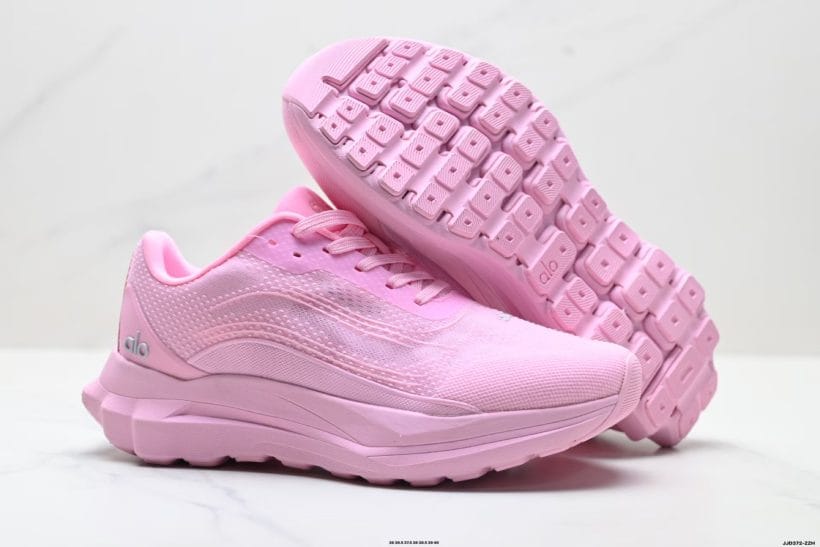 Alo Yoga Alo Runner Cushioning Midsole Details