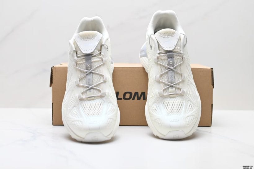 SALOMON XT-WHISPER 3D Advanced Chassis midsole detail