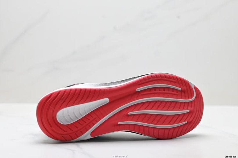 About Us - adidas Supernova Ease 2 M adidas Supernova Ease 2 M