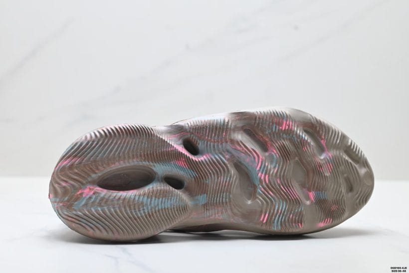 Adidas Yeezy Foam Runner cutout upper detail