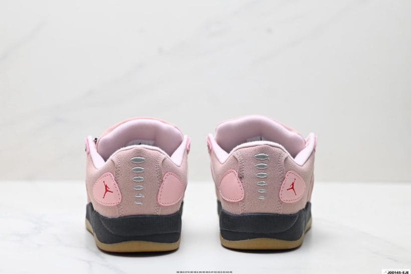 About Us - Nike Air Jordan Session Nike Air Jordan Session