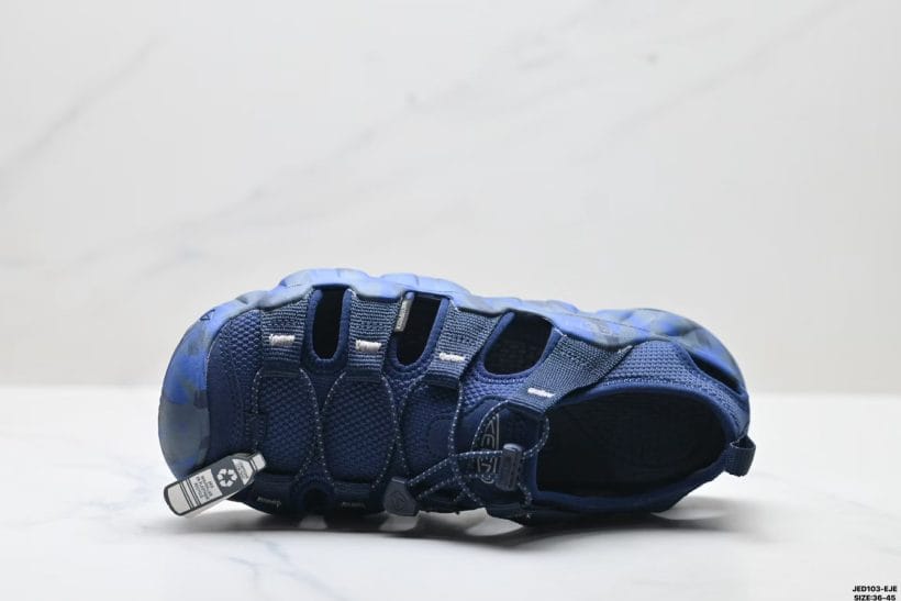 KEEN Hyperport H2 side view