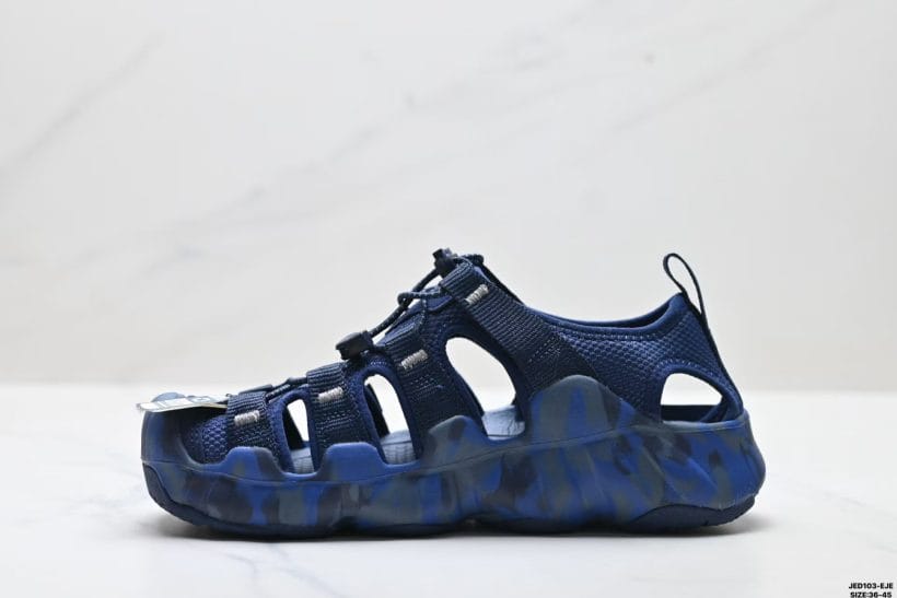 
KEEN Hyperport H2 breathable upper detail