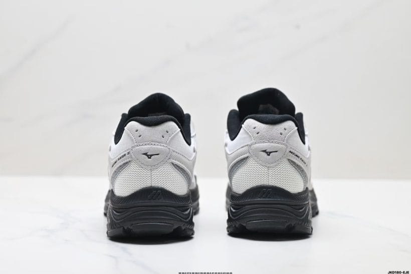 About Us - Mizuno Racer S Oarism Mizuno Racer S Oarism