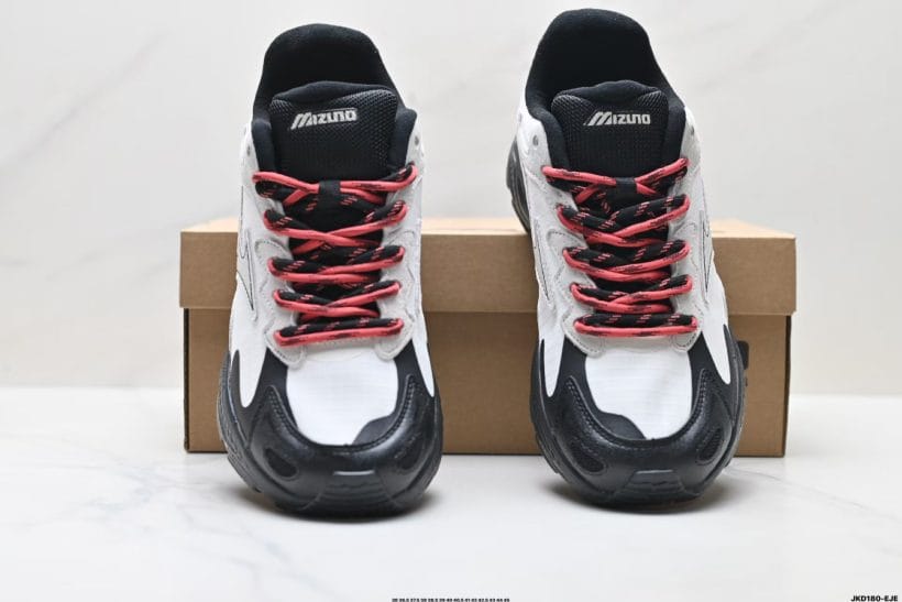 About Us - Mizuno Racer S Oarism Mizuno Racer S Oarism