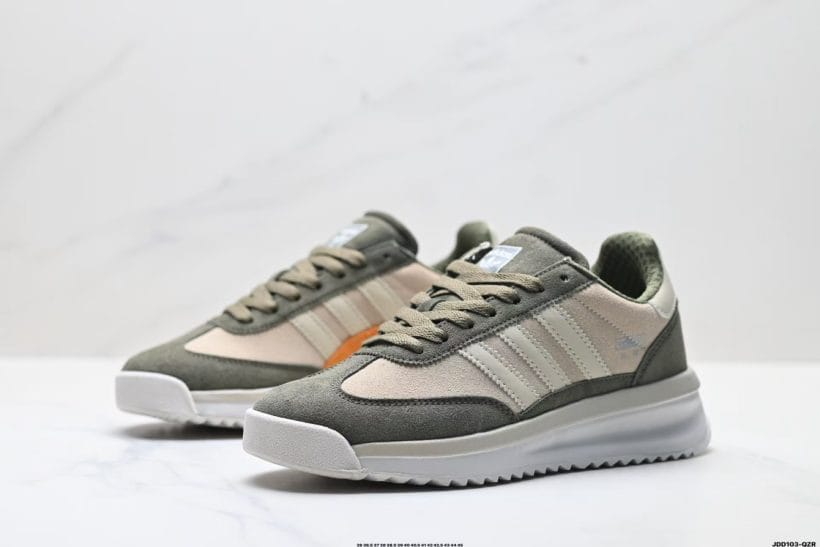 Adidas SL 72 RS retro upper detail