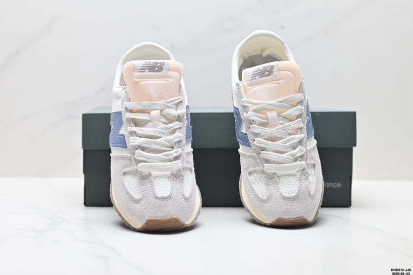 New Balance 471 Series side view