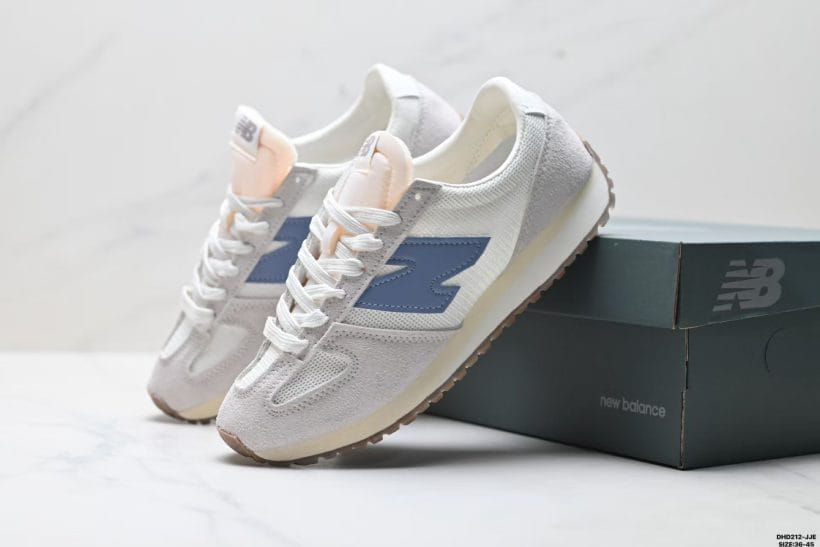 New Balance 471 Series textile and suede upper detail