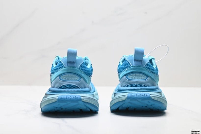 About Us - Balenciaga 3XL Balenciaga 3XL