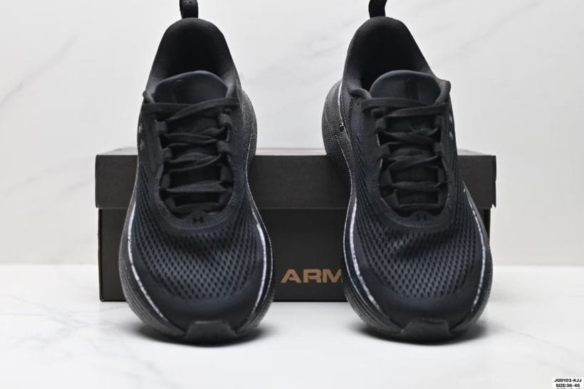 About Us - Under Armour UA Infinite Elite 2 Under Armour UA Infinite Elite 2