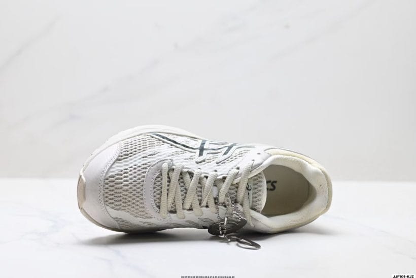 About Us - Asics Gel-Flux CN Asics Gel-Flux CN