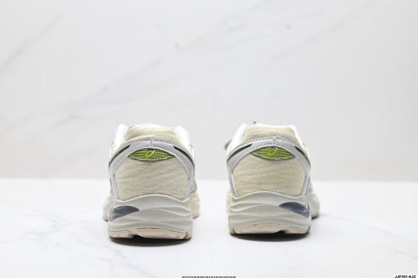 About Us - Asics Gel-Flux CN Asics Gel-Flux CN
