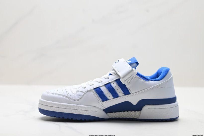 Adidas Forum 84 Low side view