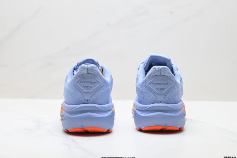 About Us - Brooks Ghost 17 Brooks Ghost 17