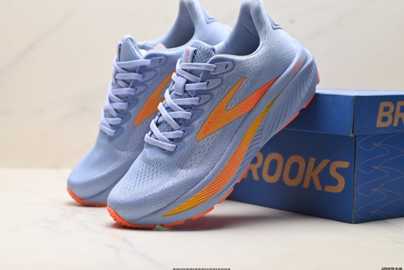 About Us - Brooks Ghost 17 Brooks Ghost 17