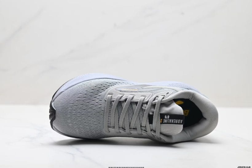 About Us - Brooks Adrenaline GTS 24 Brooks Adrenaline GTS 24