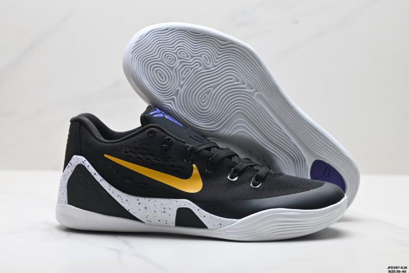 
Nike Zoom Kobe IX Elite Low court sneaker detail