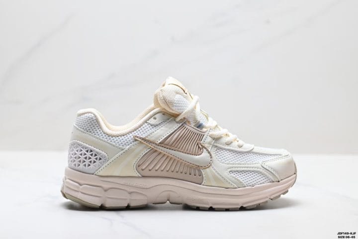 Nike Zoom Vomero 5